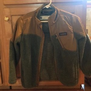 Under armour size small jacket